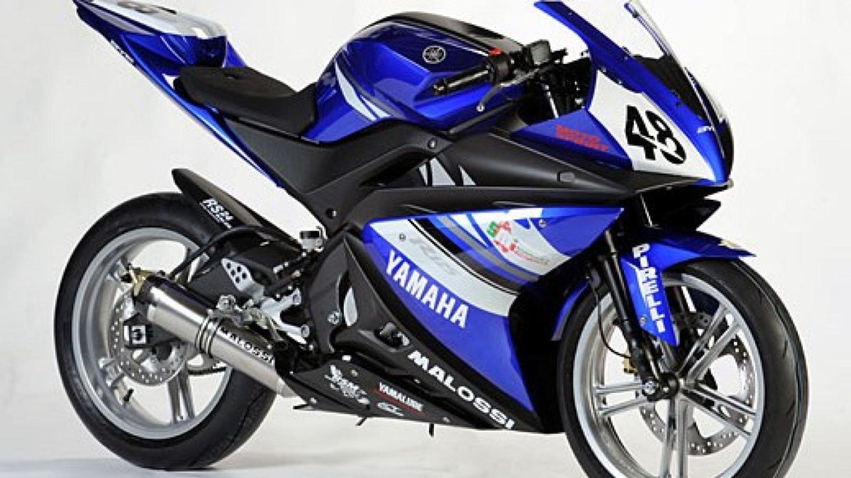 Yamaha YZF-r125 2015