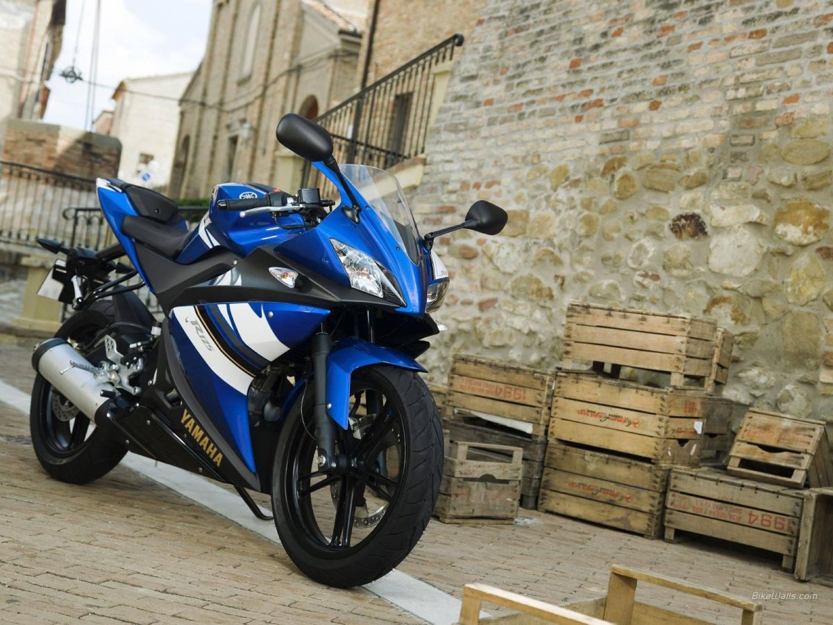 Yamaha YZF-r125 мотоцикл