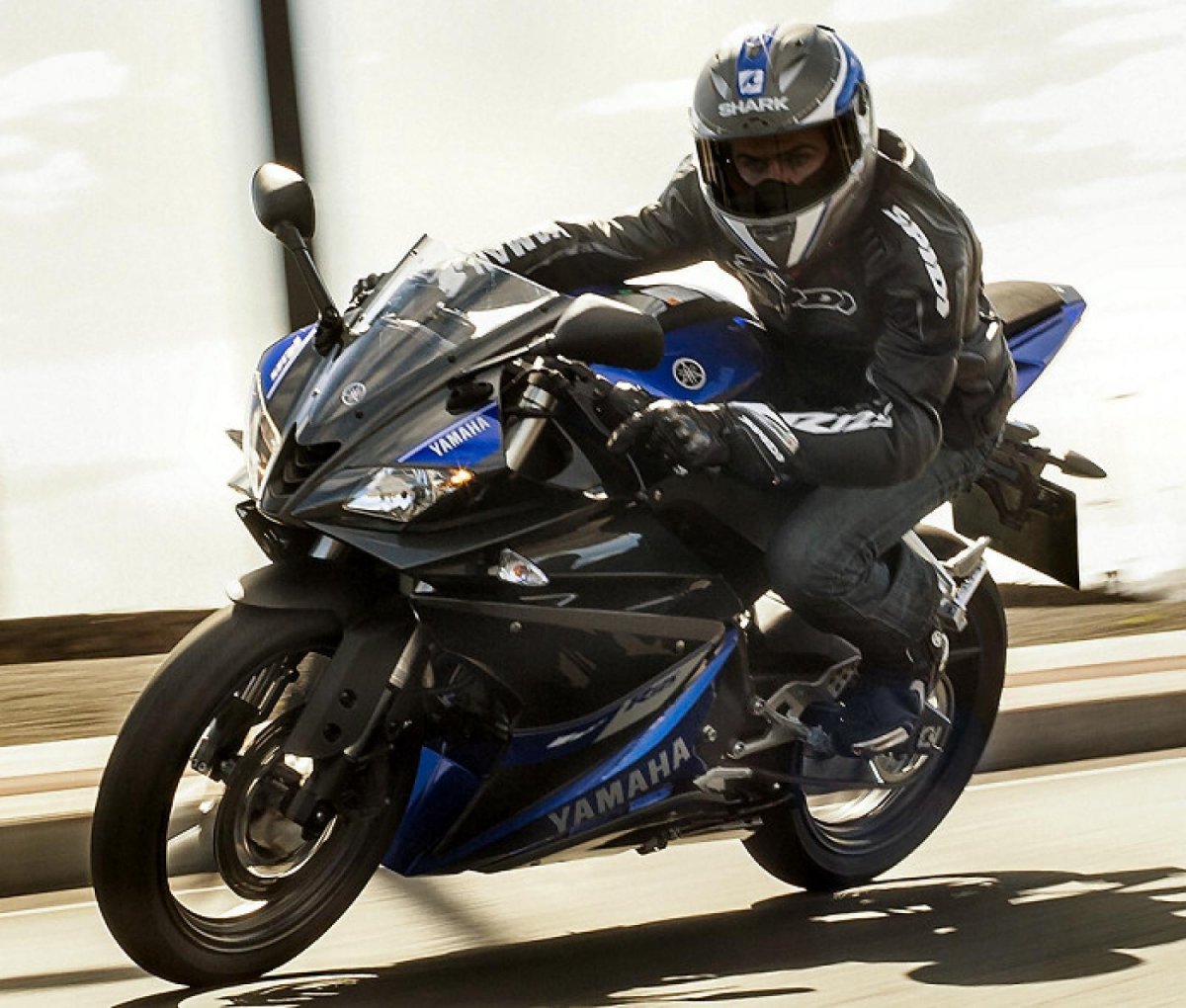 Yamaha YZF-r125 2015