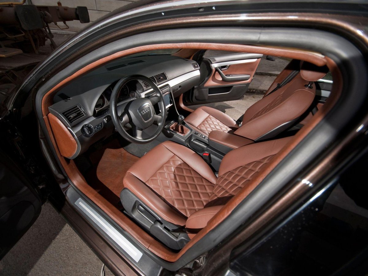 Ауди а6 с коричневым салоном