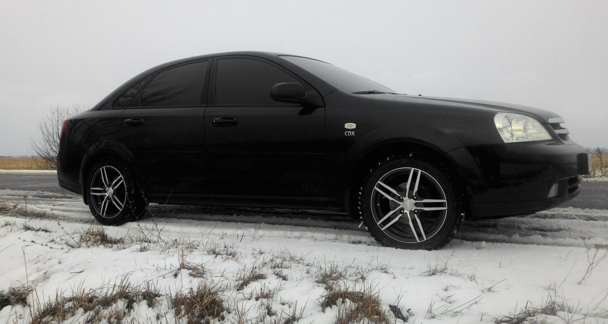 Лачетти седан черный