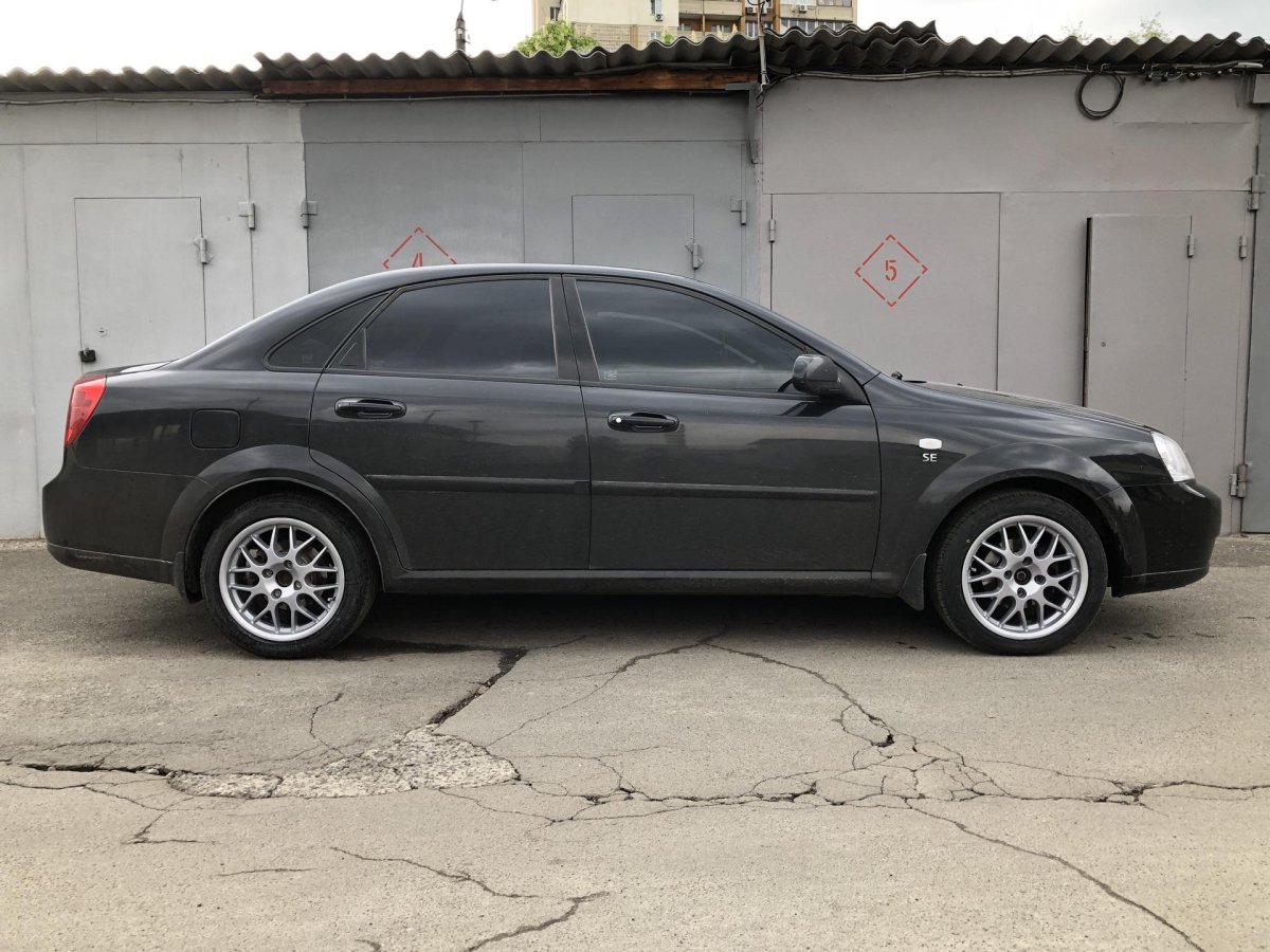 Лачетти седан r16
