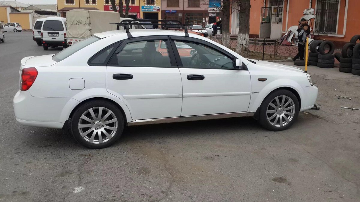 Chevrolet Lacetti r16