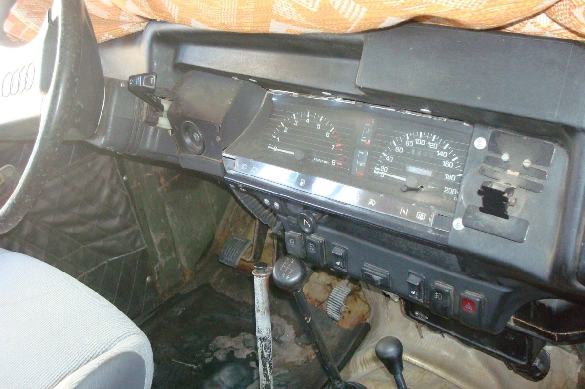 Приборная панель УАЗ 469