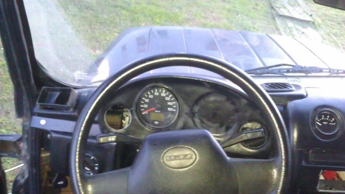 Панель приборов Виктория 2 на УАЗ Хантер