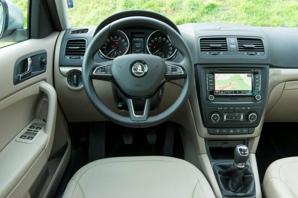 Skoda Yeti 2011 Interior