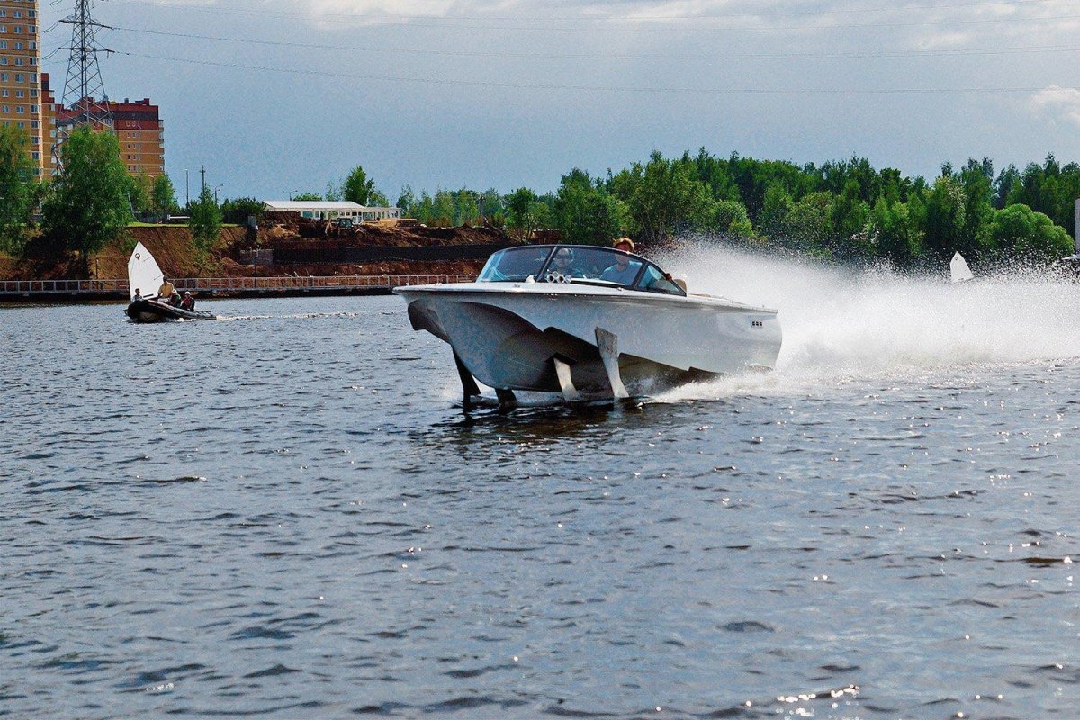 Катер стрела Волга 343