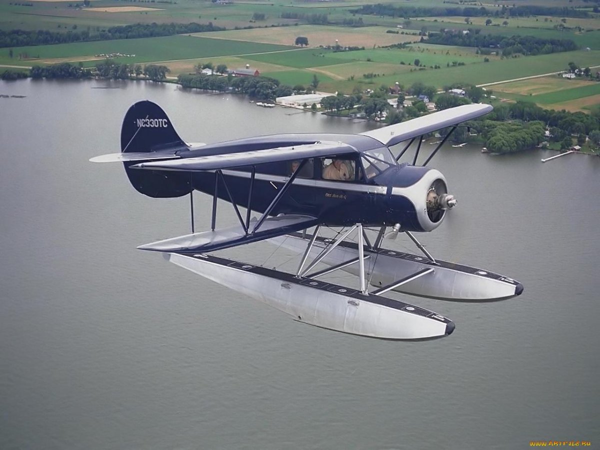 Биплан гидроплан