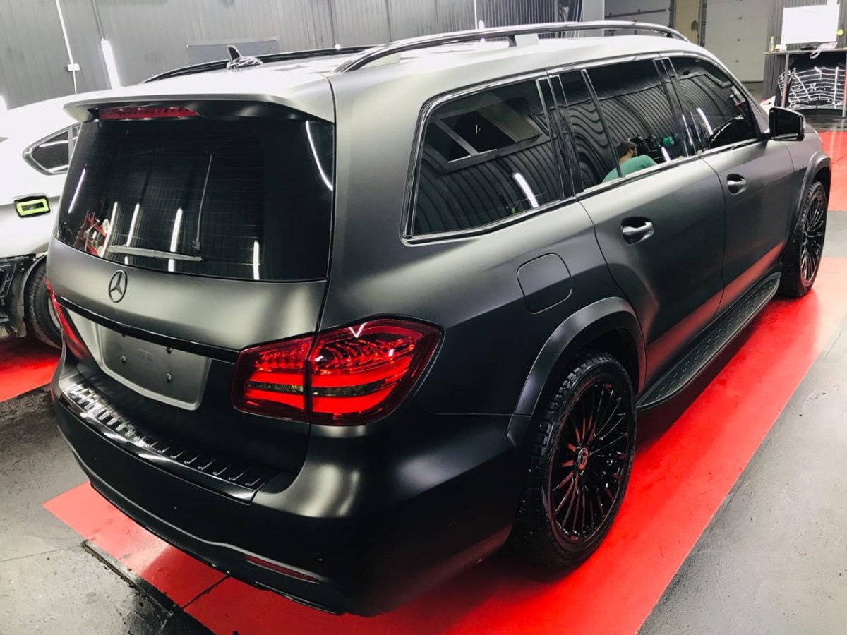 Мерседес GLS матовый черный