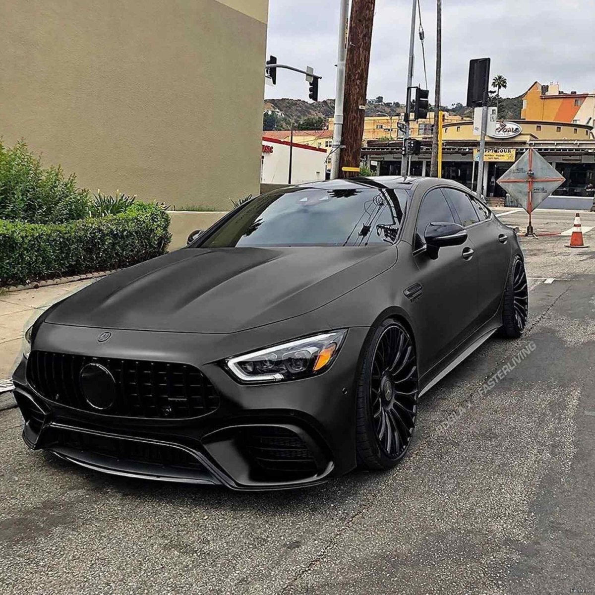 Мерседес АМГ gt 63 s