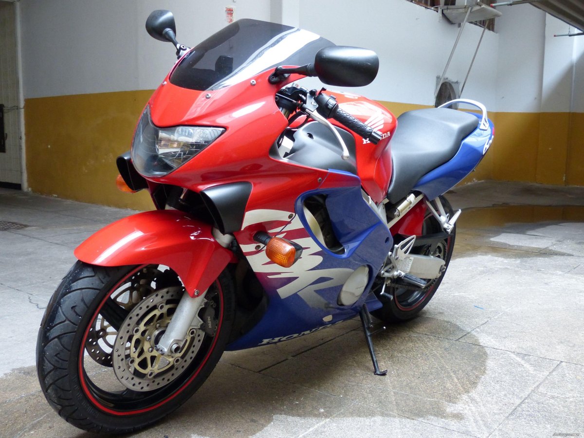 Honda CBR 600f