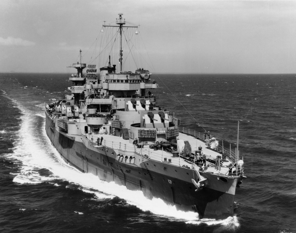 USS Wyoming 1945
