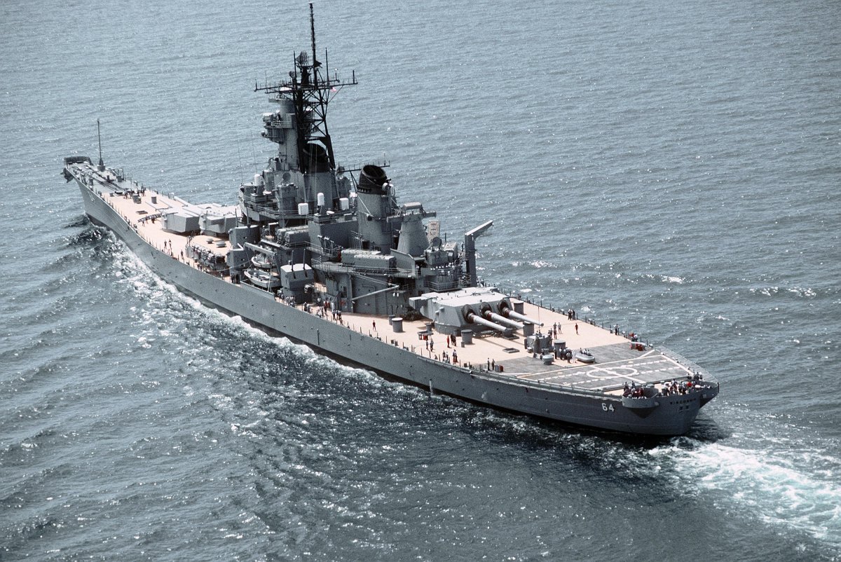 USS Iowa линкор