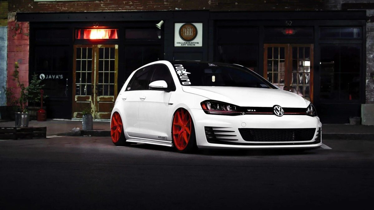 Volkswagen Golf GTI