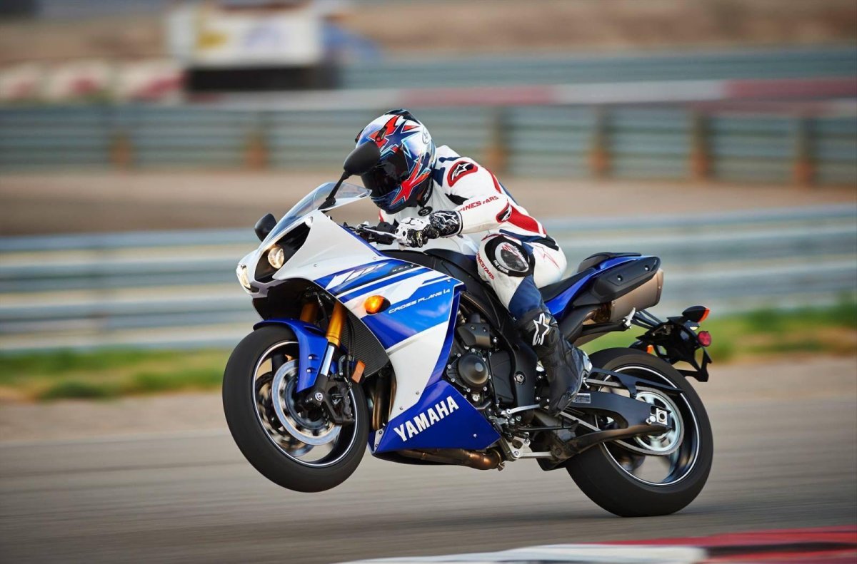 Yamaha YZF-r1 2014