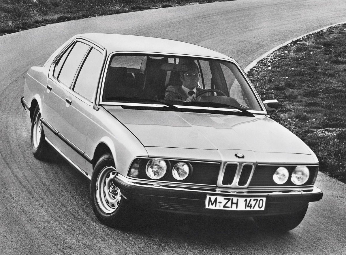 BMW e23
