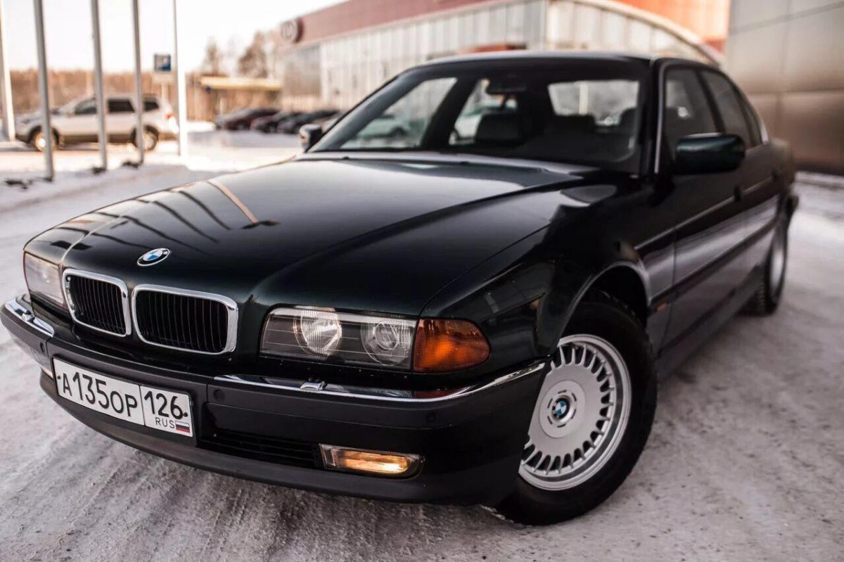 BMW 7 e38 2000