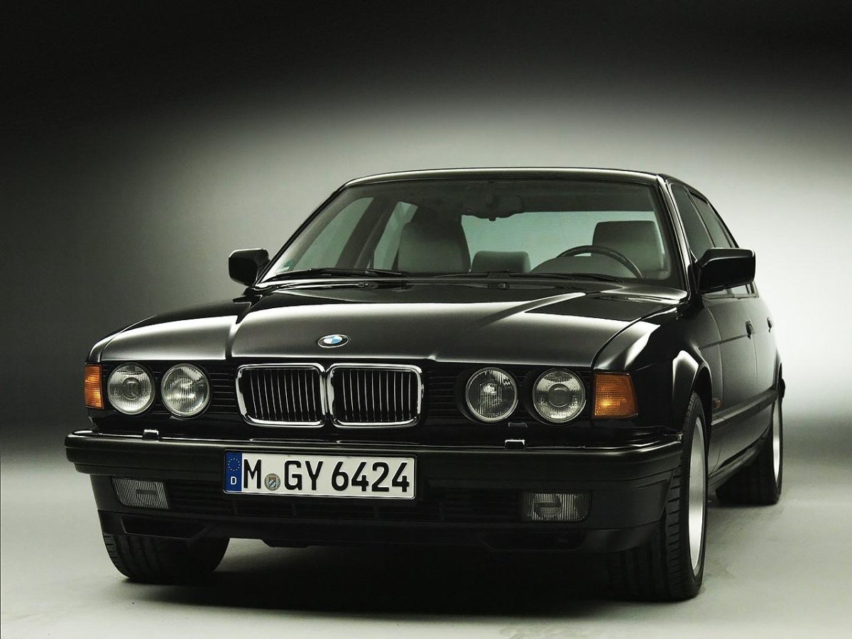 BMW e32
