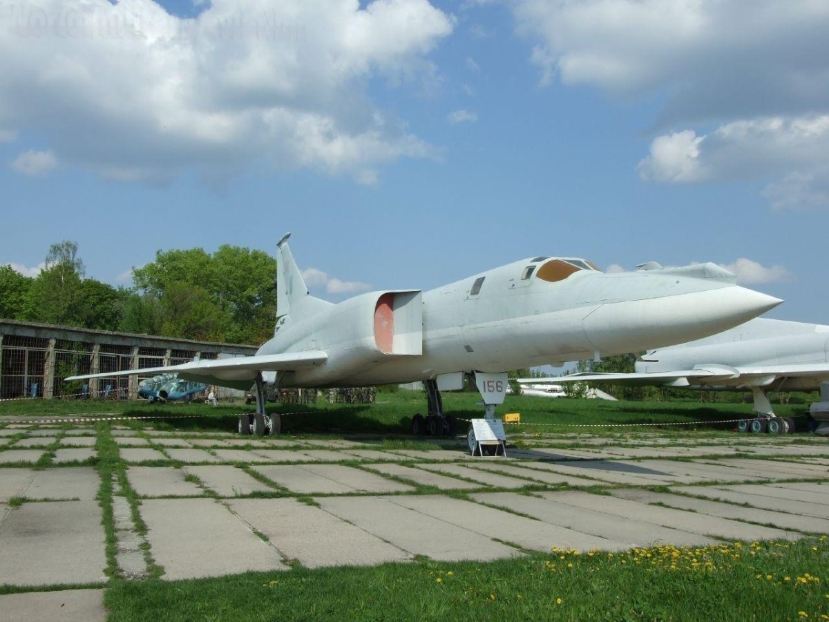 Ту-22м сверхзвуковой самолёт