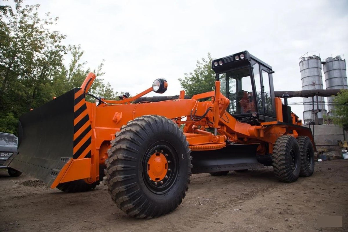 ГТС 250 грейдер