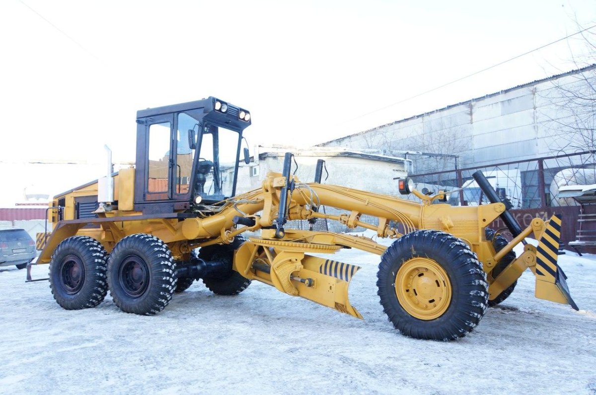 Сколько стоит работа грейдера за 1 час в Нягани.