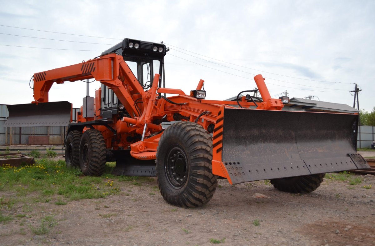 Грейдер ГС 14.02