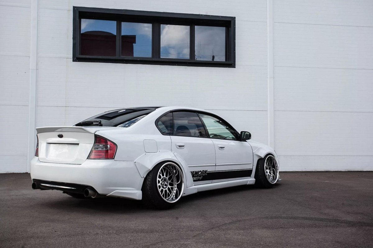 Subaru Legacy b4 bl5