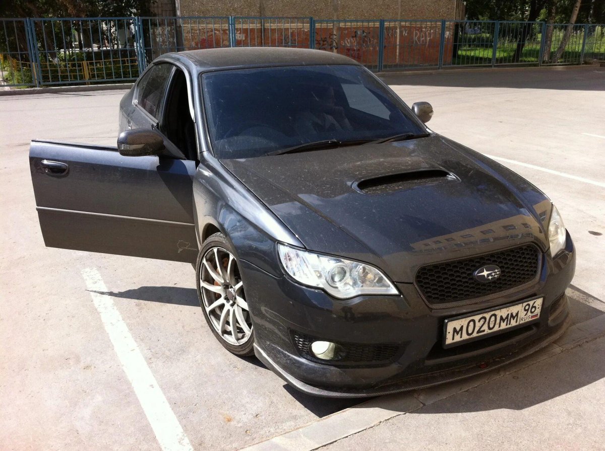 Subaru Legacy b4 bl5