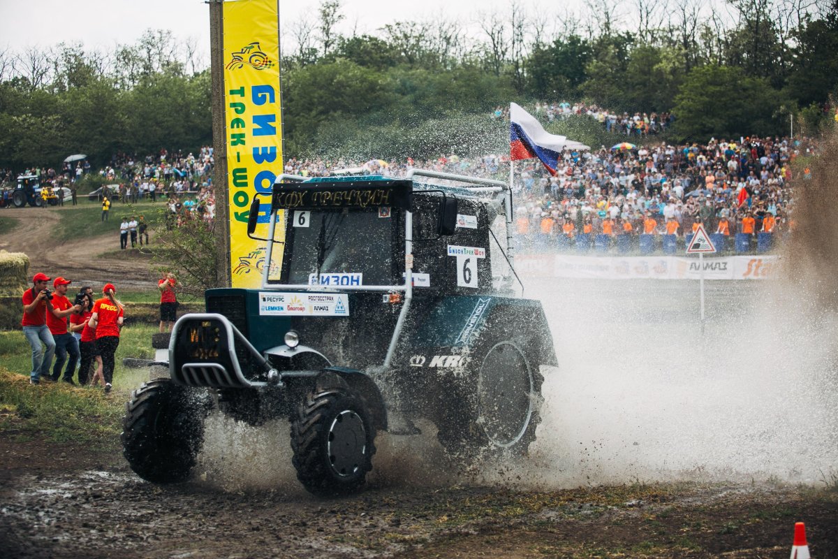 МТЗ Бизон трек шоу