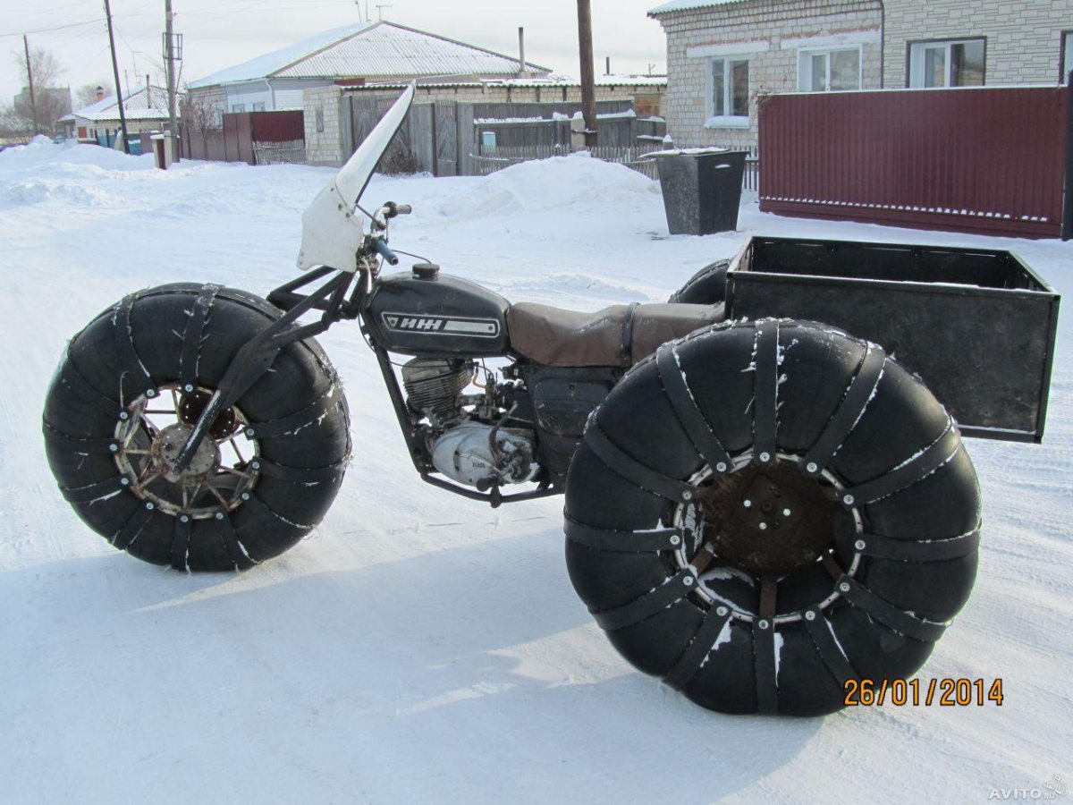 Мотоцикл Урал болотоход