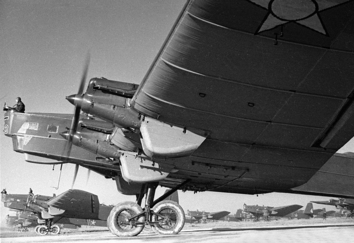 ТБ-3 самолет