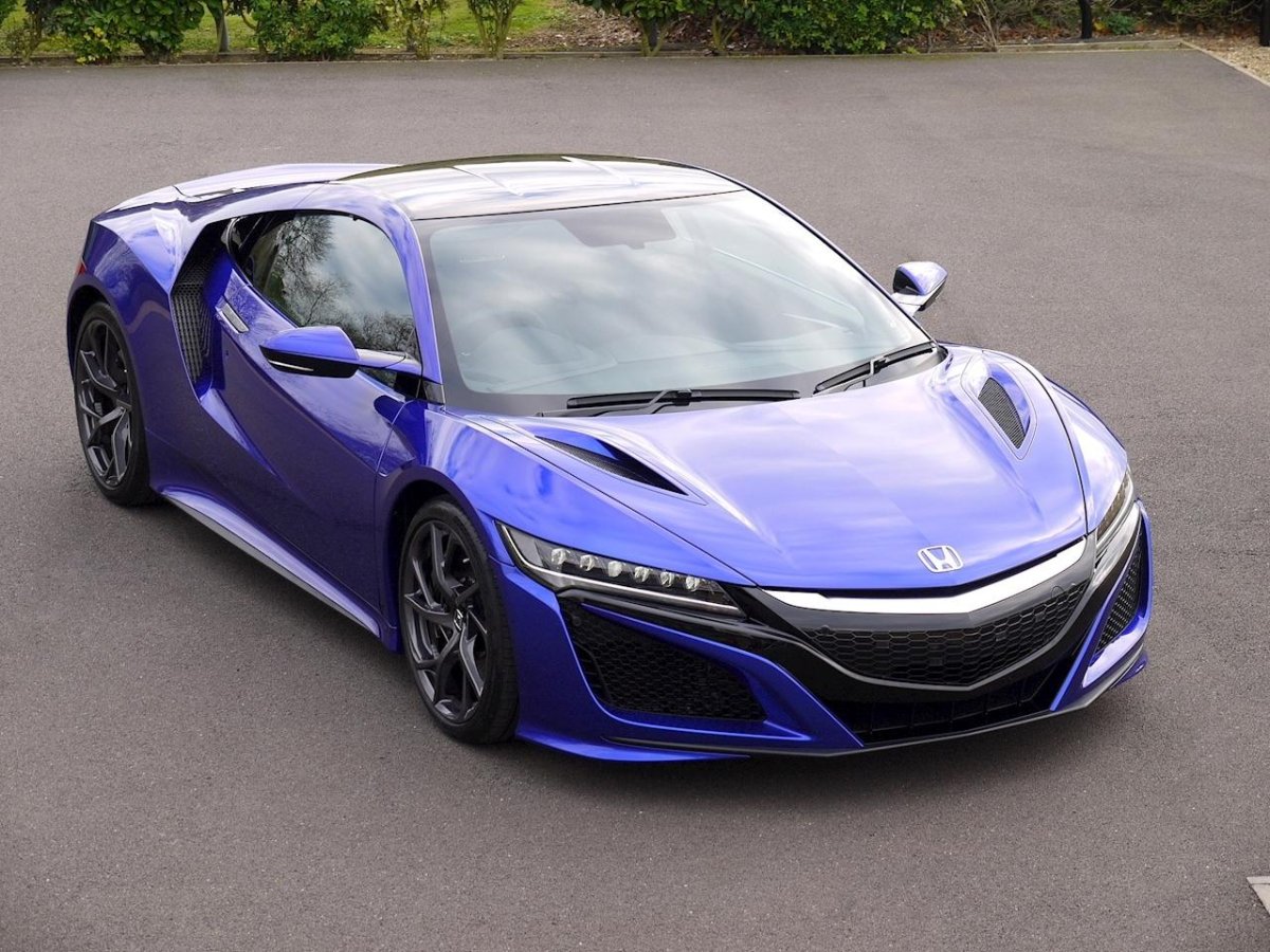 Спортивная Honda NSX