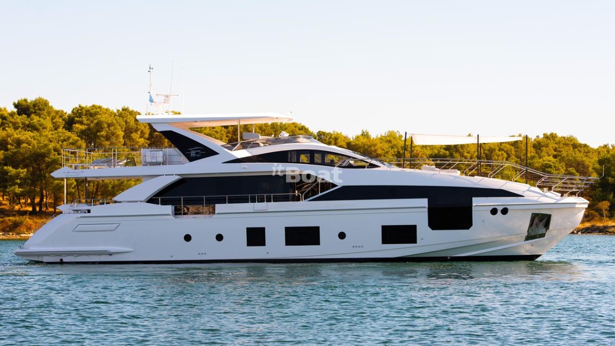 Яхта Азимут Гранде 27