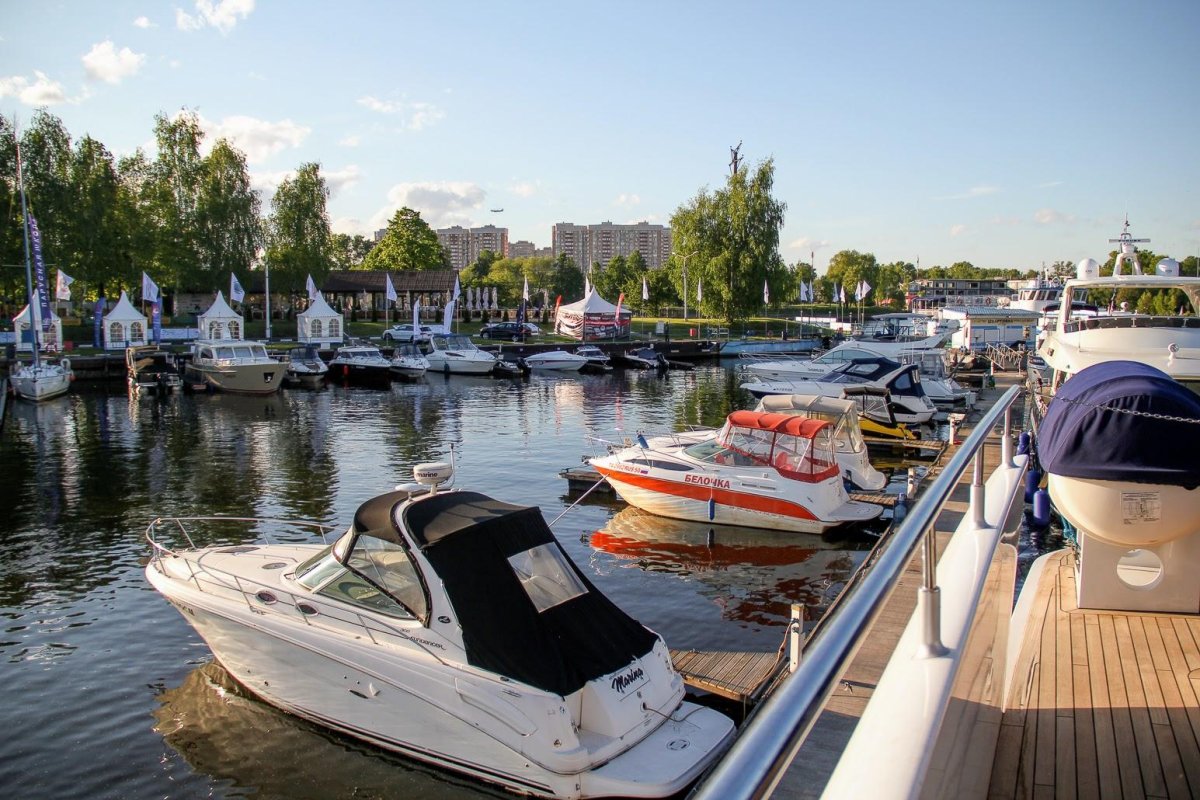 Московский яхтенный порт Долгопрудный