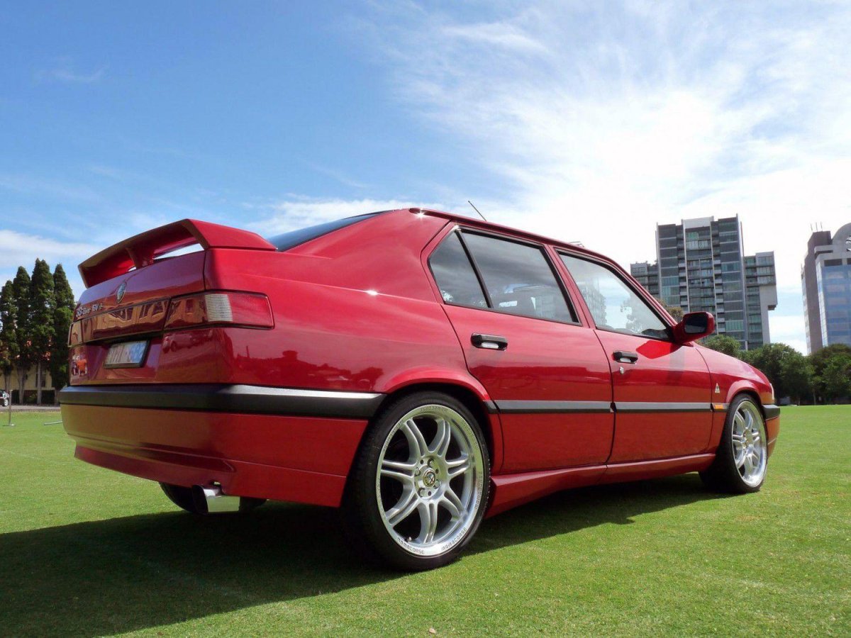 Альфа Ромео 33