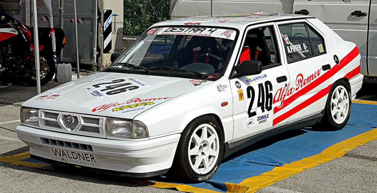 Alfa Romeo 33 905