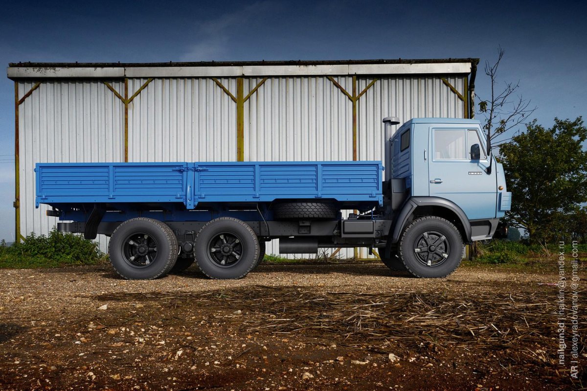 КАМАЗ 5320 бортовой самосвал