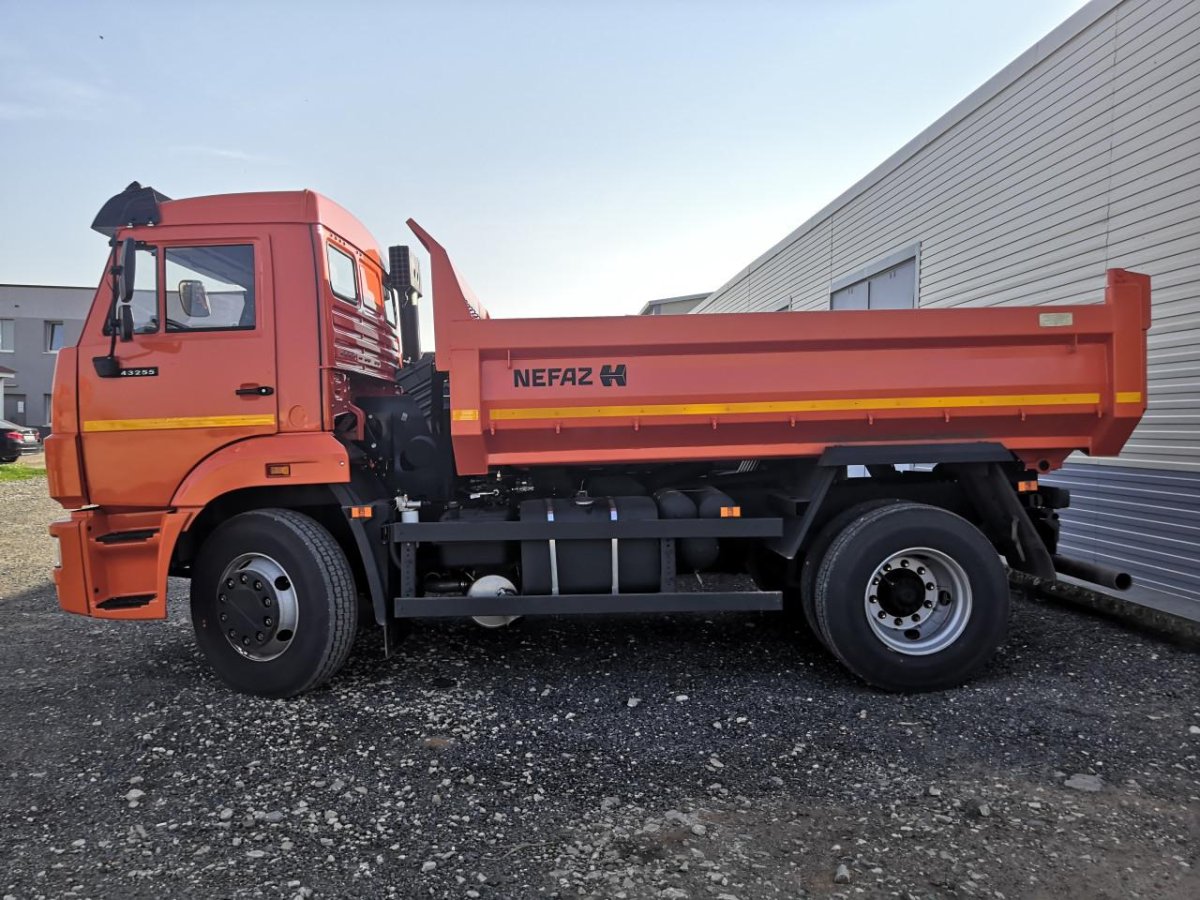 КАМАЗ 43255 самосвал
