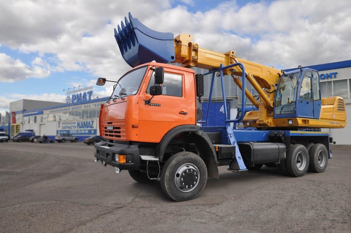 Экскаватор Tatra УДС 114