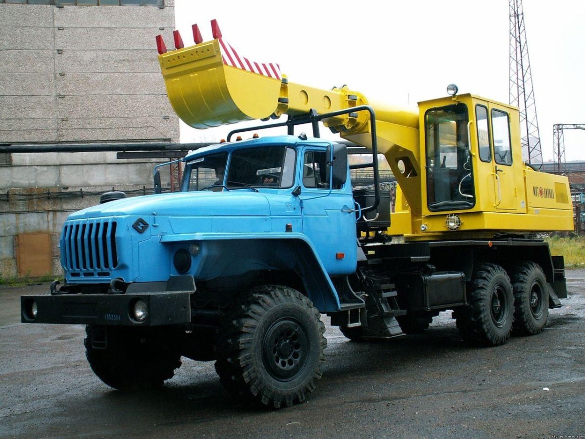 Урал 4320 экскаватор