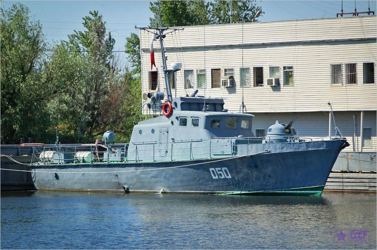 Катер 1400м гриф