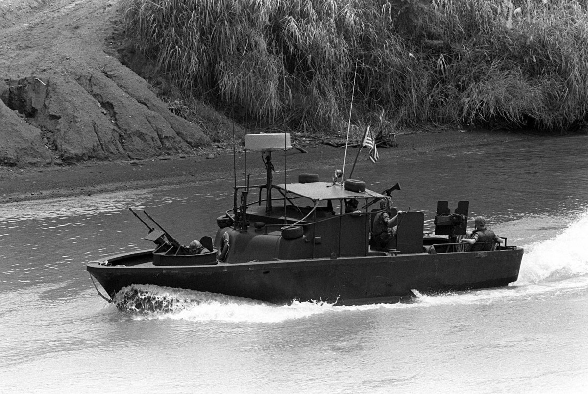 Речной патрульный катер PBR