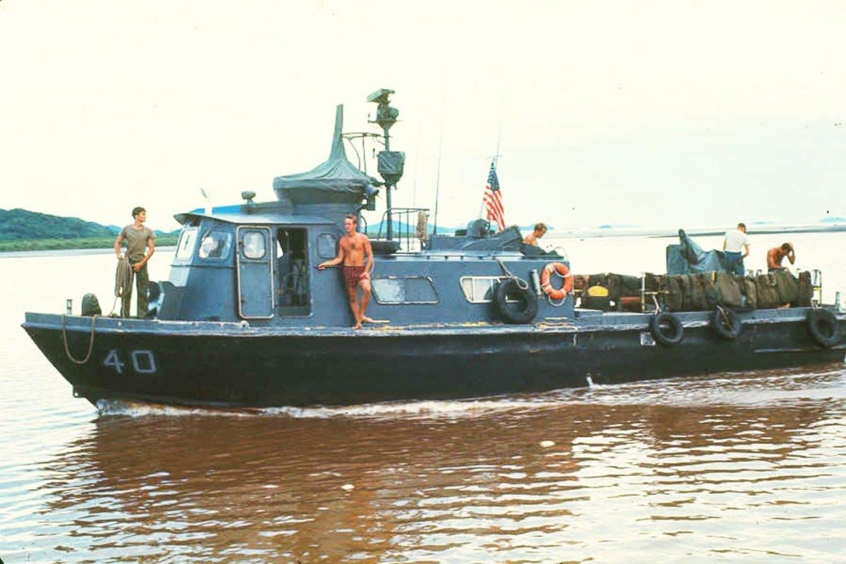 Американский патрульный катер Вьетнам