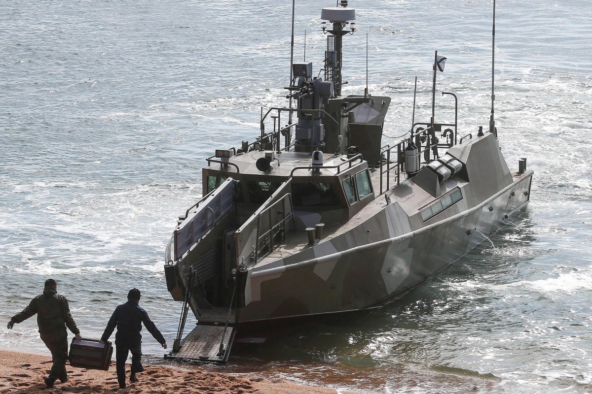 Военный катер Раптор