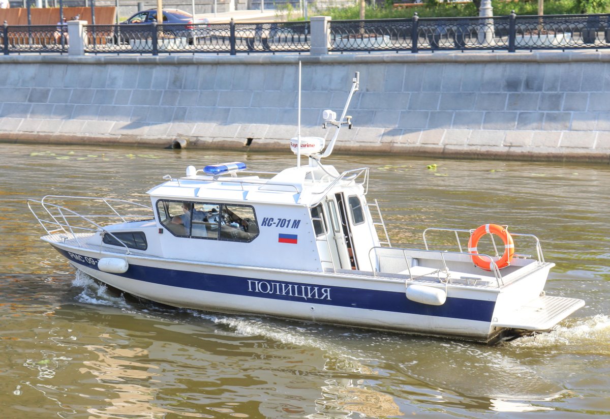 Полицейский патрульный катер