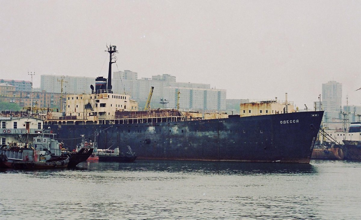 Судно Александр Невский Владивосток