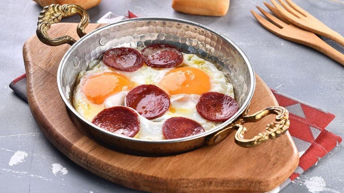 Суджуклу юмурта