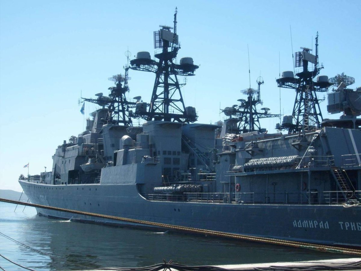 Корабль Адмирал Трибуц Владивосток