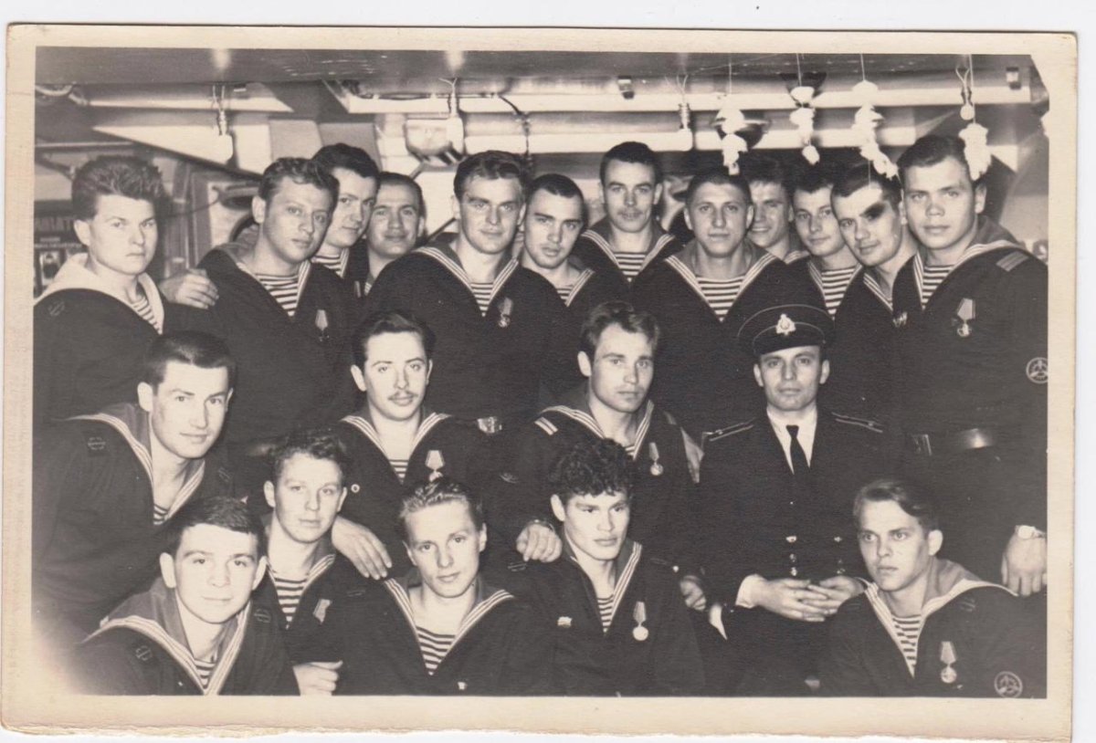 БПК Адмирал Исаченков экипаж