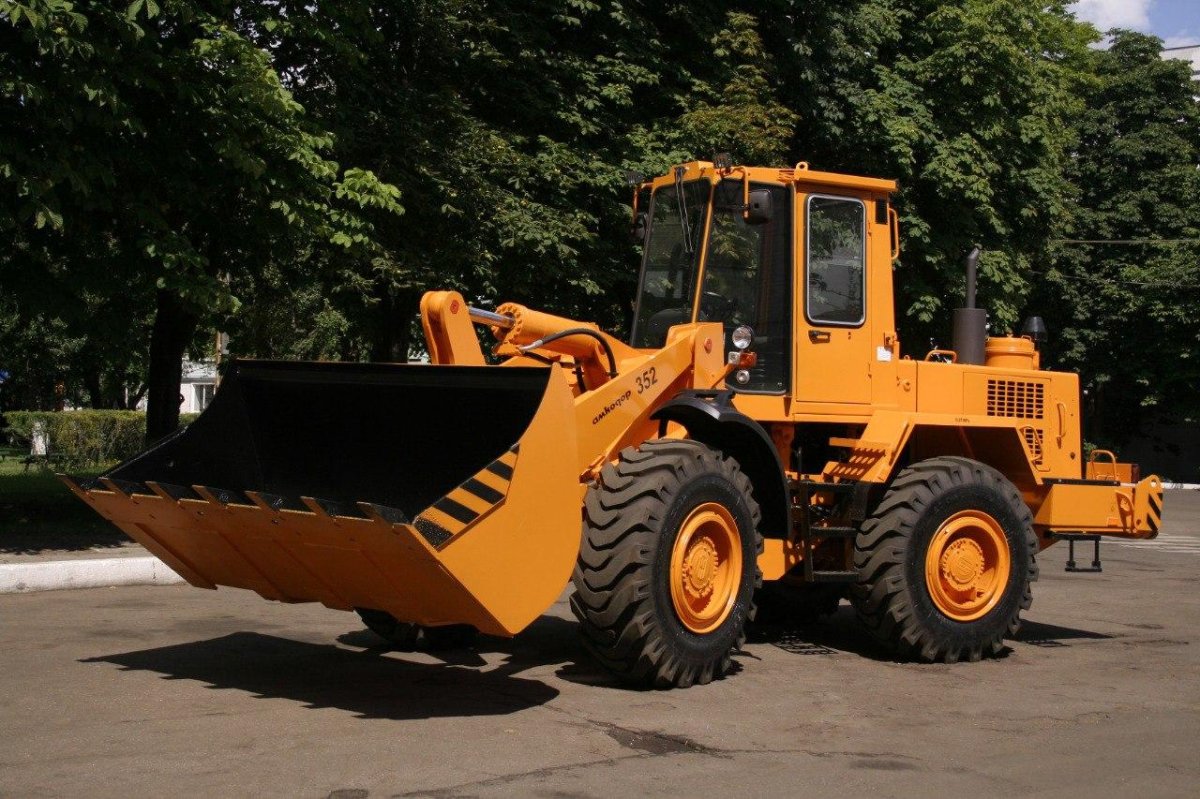 Фронтальный погрузчик Амкодор 352с